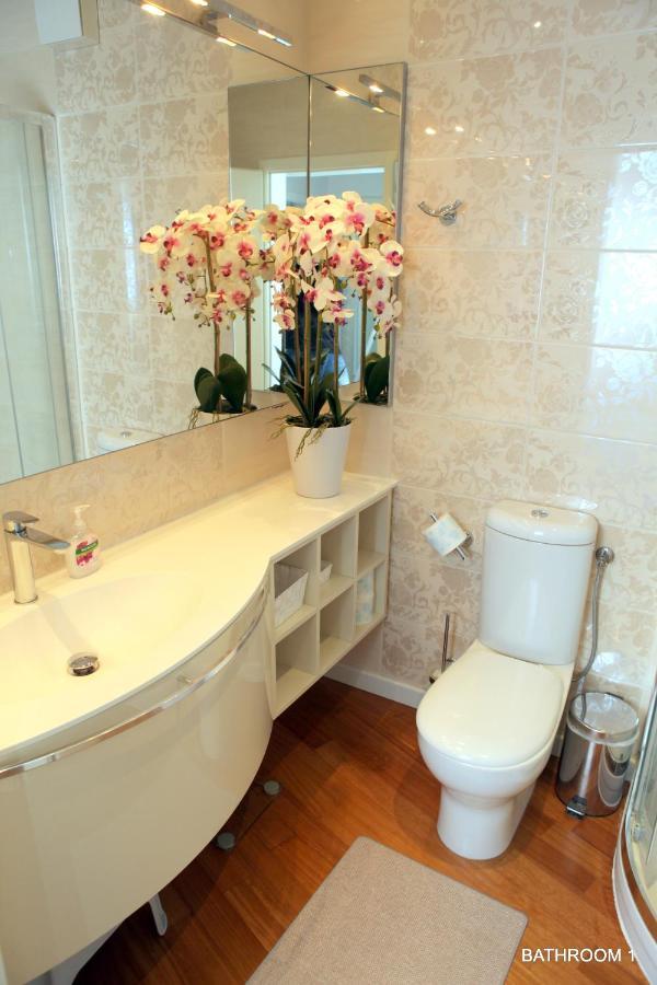 Luxury Marina View Apartment Izola Exterior foto